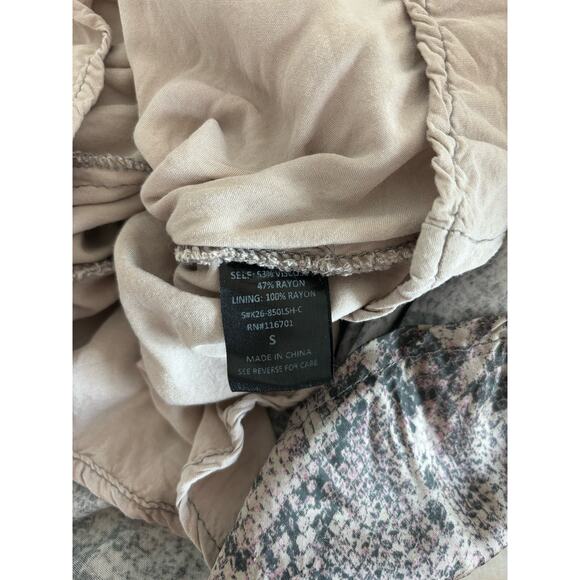 Karlie Snakeprint Flowy‎ Smocked Mini Skirt Skort Sz Small - Picture 4 of 7